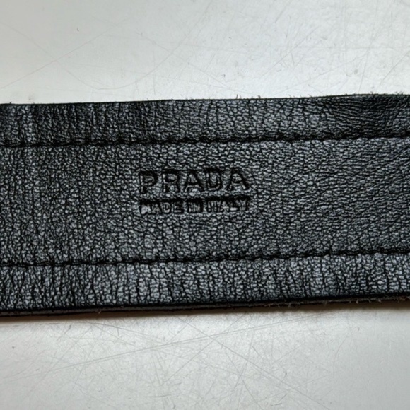 Prada vintage 80s Brown metallic leather belt~LG Chrome monogram buckle~openedge - Picture 2 of 15